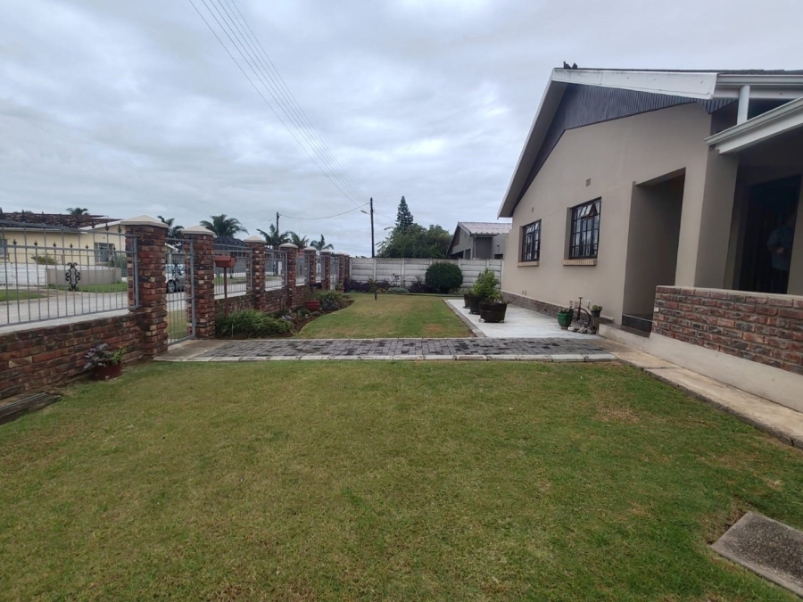 3 Bedroom Property for Sale in Bothasrus Eastern Cape